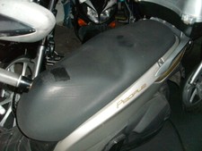 SITZBANK SITZ FAHRERSITZ SITZ KYMCO PEOPLE GT 125i Bj. 10-19 BF25AA 23458