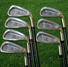 TaylorMade 320 Eisensatz