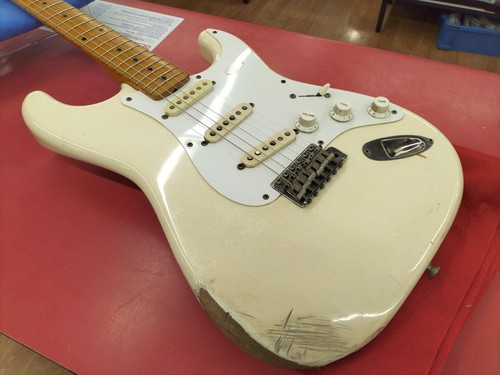 Fender japan st57 stratocaster - fender,