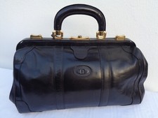 AIGNER Arzt Doktor Hebammen