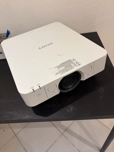 Sony beamer - sony,