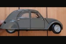 Citroen Ente Modellauto
