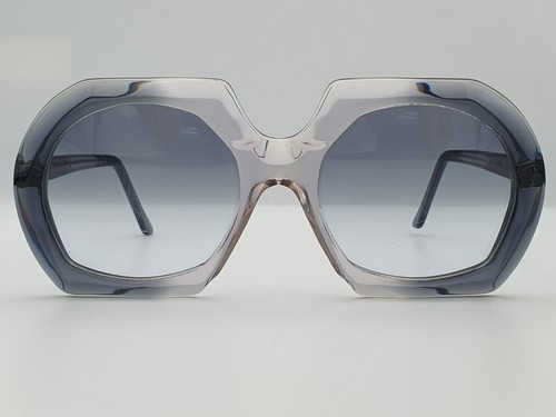 Oliver goldsmith addie - oliver,