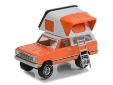 DODGE Ramcharger SE with roof top tent - 1977 - orange - Greenlight 1:64