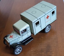 Krankenwagen modell kovap - krankenwagen,