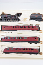 HORNBY R2134 * GREAT BRITISH TRAINS * BR 4-6-0 CLASS B12 * ELECTRIC SET * OVP