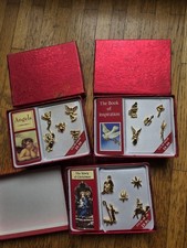 Ansteck-Pins Konvolut Weihnachten Kirche usw.