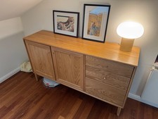 Massivholz Sideboard aus Eiche – 150×40×81 cm – skandinavisches Design, geölt