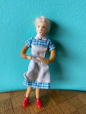Frau Erna Meyer Biegepuppe