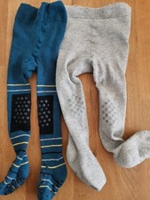 Krabbelstrumpfhose Gr 62/68 und 74/80, fallen etwa gleich groß aus.