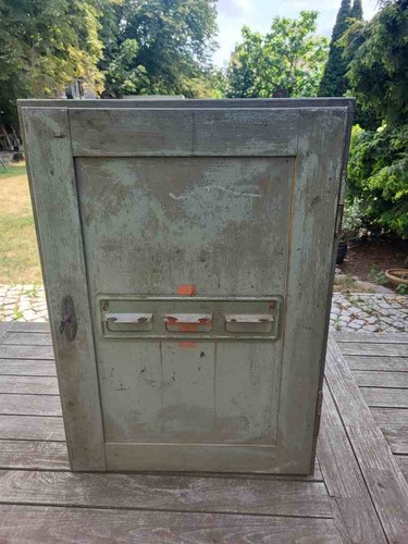 Alter werkzeugschrank 30er - werkzeugschrank,,