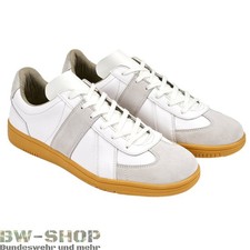 BUNDESWEHR SPORTSCHUHE HALLE