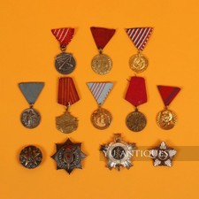 Viele Medaillen und Orden SFRY