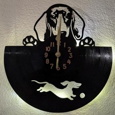 Handgemachte Wanduhr aus Schallplatte mit LED Beleuchtung | leises Uhrwerk