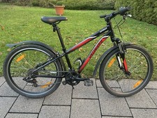 Rot-schwarzes 24-Zoll 7-Gang