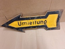Altes Verkehrsschild Umleitung