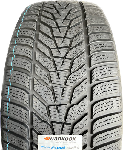 Winterreifen 235 r18 101v - 235/50,