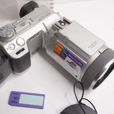 Sony Cyber-shot DSC-F717 5.0MP