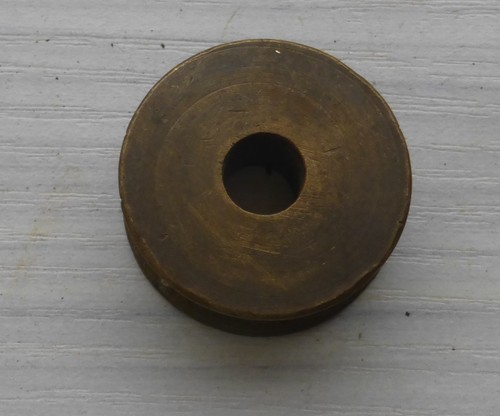 Alte kleine umlenkrolle - alte,