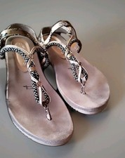 Aparte Sandalen (Zehentrenner)