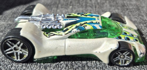 Hot wheels vulture - hot,