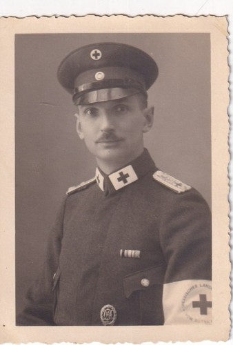 Foto rote kreuz mann hessen - -,