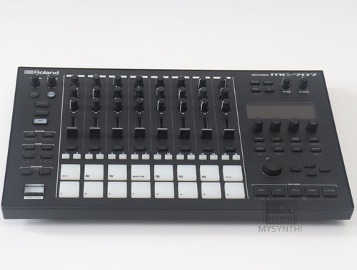 Roland 707 groovebox - mc-707,