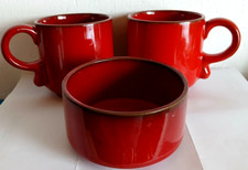 SET: 2 rote Keramik-Tassen, Kaffee Pott, plus pass. Schale, guter, gebr. Zustand