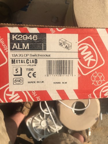 Box mit k2946alm 2 gang - 5, mk