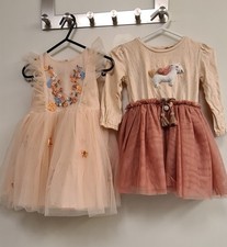 2 süsse Kleider von next