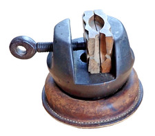 Alte Gravierkugel mit