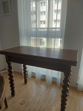 Tisch alt, 45 x 90 cm, 72 cm hoch, ausklappbar auf 90 x 90 cm mit "Geheimfach"