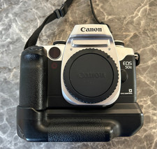 Canon EOS-50E mit BP-50 in OVP