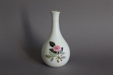 Wedgwood Hathaway Rose Vase Tischvase Rosen Dekor H 13,5 cm Bone China