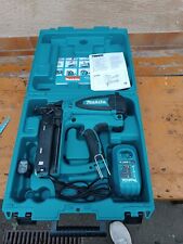 Makita GF600 2nd Fix Gas Nagler 15-64mm 7.2V 1 X 1.0Ah LI-ION MAKGF600
