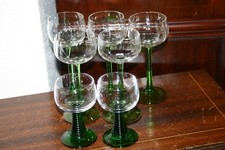 Konvolut Gläser / Weingläser - Höhe bis 17 cm - Alter und Herkunft unbekannt -