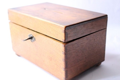 Spardose aus holz - holz,, mit