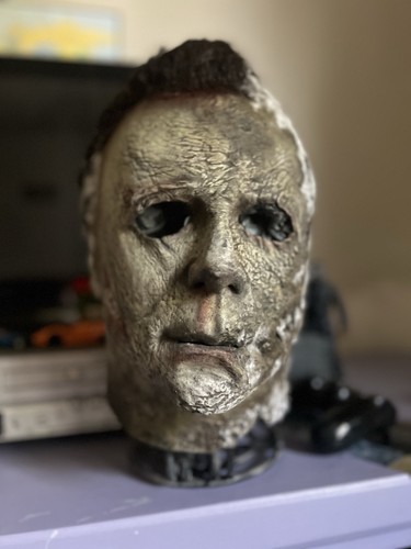 Halloween ends michael - halloween,