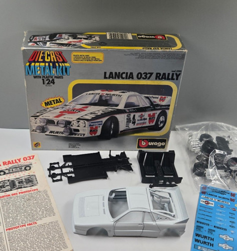 Burago diecast metal - metal, kit