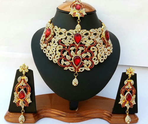 Bollywood bridal jewellery - bollywood,