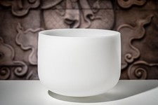 Wurzelchakra Kristallklangschale, 14"/35 cm, Ton C4/432 Hz