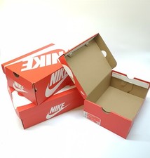 Nike Leerkarton Schuhe Turnschuhe rot original alle Größen verfügbar