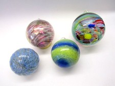 4 edle Glas Zierkugeln Fenster