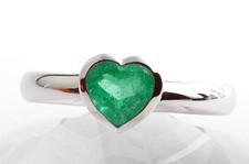 Smaragd Ring 1,07ct Herz