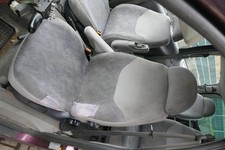 Sharan 7M Sitz vorne links