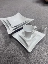 Geschirrserie Pleasure Set: 4 Schalen, Teller, Espressotasse und...