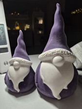 2 Süße, Dicke Keramik Wichtel von Qvc... Mit Samtkleidung