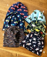 Beanie Kinder Mütze Winter Herbst Frühling Dino Pferd Weltall NEU