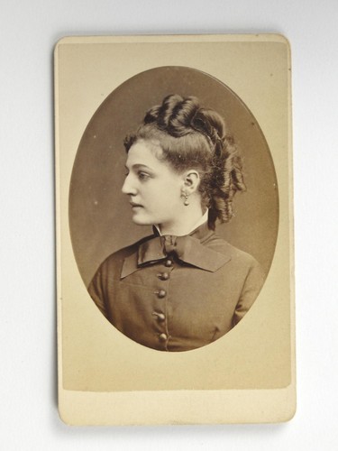 Frauenprofil portrait - frauenprofil,