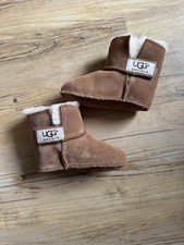 UGG Babyschuhe Neuwertig